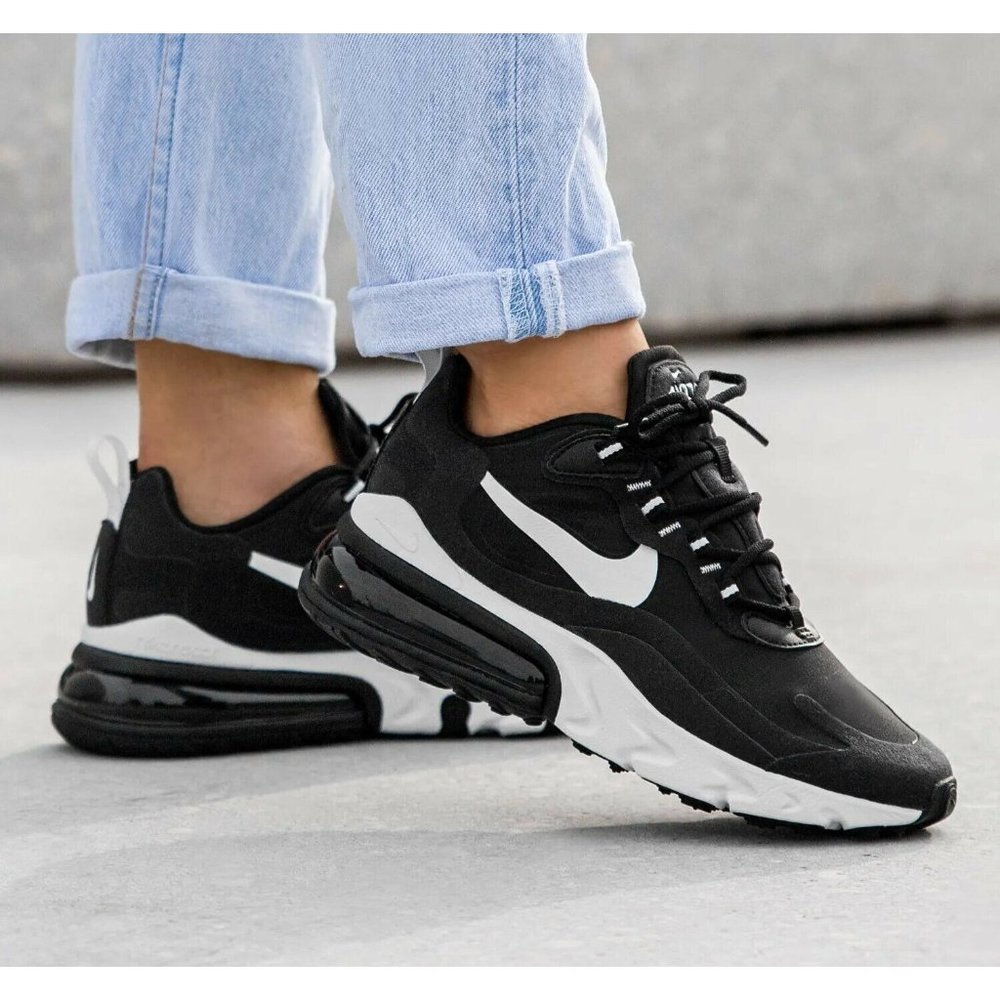 NIKE AIR MAX 270 React WOMEN'S Size 11 New With Box (no box top) !